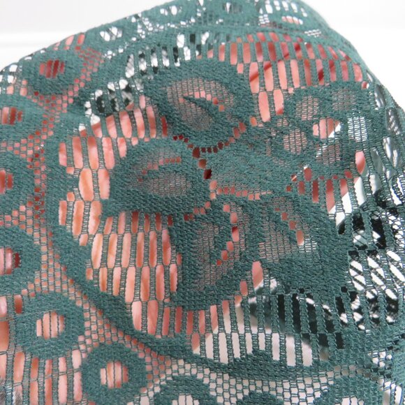Heritage Lace dark Hunter Green Victorian Flower Lace Doily 14" St Patriricks - Picture 4 of 5